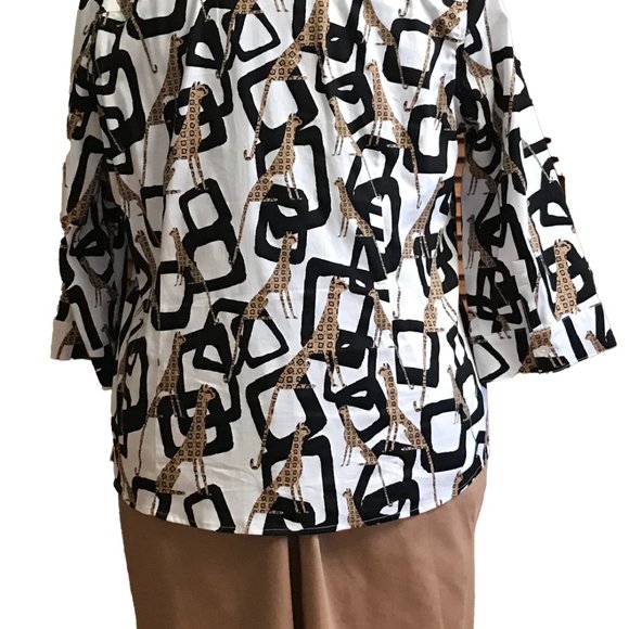 Chico's Brand Size 3 (XL) Cheetah Black and Tan Top - Picture 6 of 7